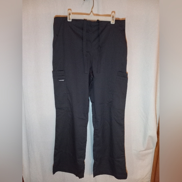 Landau Drawstring pants with pockets and cargo pockets. Gray/Charcoal - Picture 2 of 3
